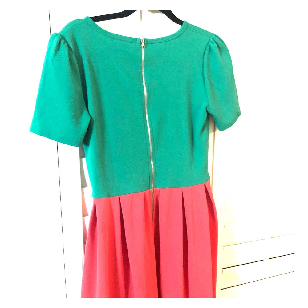 Lularoe Amelia Corral and green